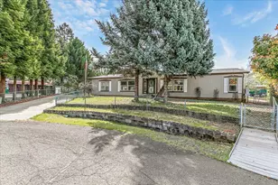 502 Buckhorn Ln, Shady Cove, OR 97539 - Photo 25