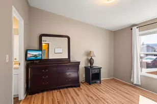 1570 S Peach St, Medford, OR 97501 - Photo 15