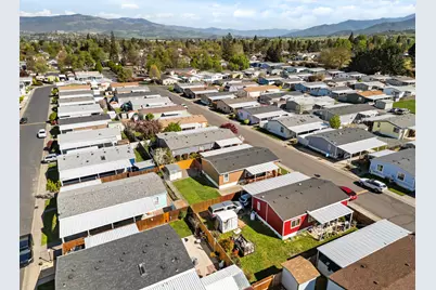 1570 S Peach Street #SPC 49, Medford, OR 97501 - Photo 31