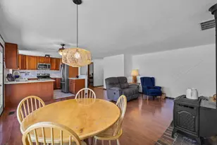 23060 Tumbleweed Dr, Bend, OR 97701 - Photo 5