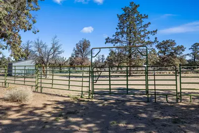23060 Tumbleweed Drive, Bend, OR 97701 - Photo 27