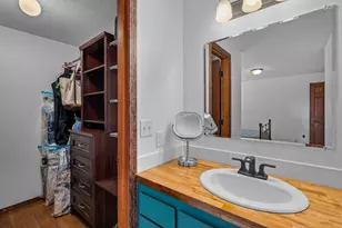 23060 Tumbleweed Dr, Bend, OR 97701 - Photo 13