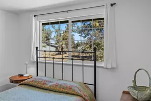 23060 Tumbleweed Dr, Bend, OR 97701 - Photo 11