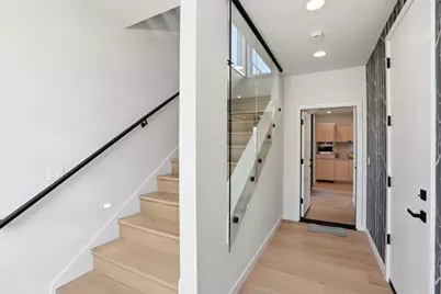 204 SW Log Court, Bend, OR 97702 - Photo 5