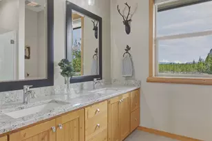 16905 Pleasant View Ct, Bend, OR 97707 - Photo 57