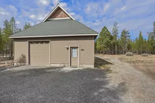16905 Pleasant View Ct, Bend, OR 97707 - Photo 91