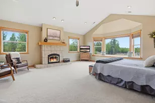 16905 Pleasant View Ct, Bend, OR 97707 - Photo 37