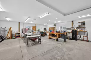 59871 Calgary Loop, Bend, OR 97702 - Photo 41