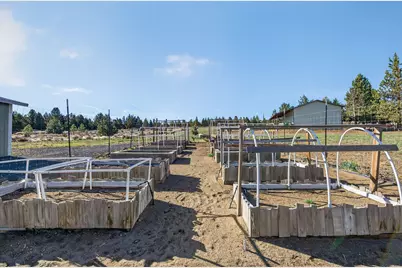 59871 Calgary Loop, Bend, OR 97702 - Photo 49