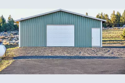 59871 Calgary Loop, Bend, OR 97702 - Photo 39