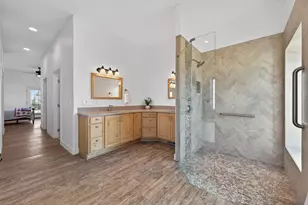 59871 Calgary Loop, Bend, OR 97702 - Photo 23