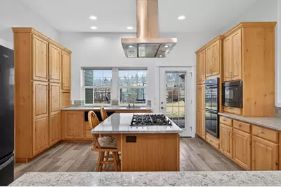 59871 Calgary Loop, Bend, OR 97702 - Photo 13