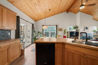 2225 SW 36th Court, Redmond, OR 97756 - Photo 15