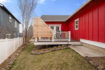 2225 SW 36th Court, Redmond, OR 97756 - Photo 33