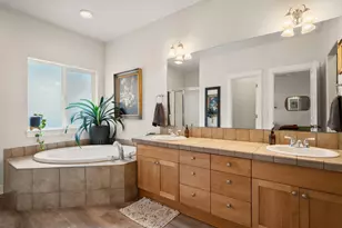 2225 SW 36th Ct, Redmond, OR 97756 - Photo 21