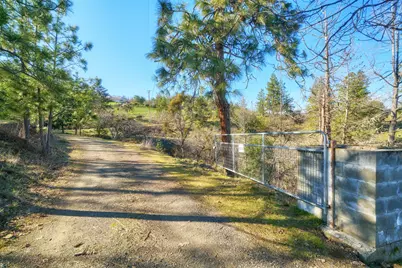 6318 Adams Road, Talent, OR 97540 - Photo 25