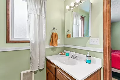 1883 S Peach Street, Medford, OR 97501 - Photo 15