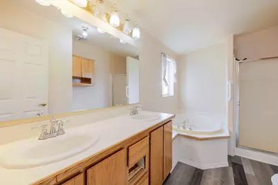 1630 NE 6th, Redmond, OR 97756 - Photo 21