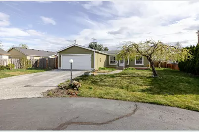 1630 NE 6th, Redmond, OR 97756 - Photo 1