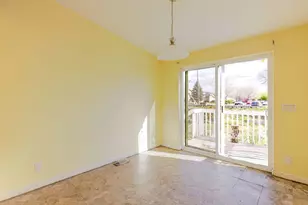 1630 NE 6th, Redmond, OR 97756 - Photo 5