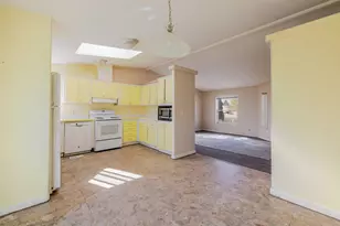 1630 NE 6th, Redmond, OR 97756 - Photo 7