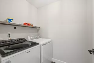 2059 SE 176th Ave, Portland, OR 97233 - Photo 27