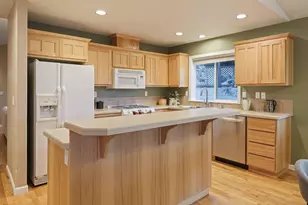 2110 NE Carrie Ln, Bend, OR 97701 - Photo 9