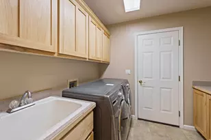 2110 NE Carrie Ln, Bend, OR 97701 - Photo 25