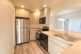 303 Live Oak Loop, Central Point, OR 97502 - Photo 3