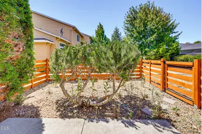 303 Live Oak Loop, Central Point, OR 97502 - Photo 43