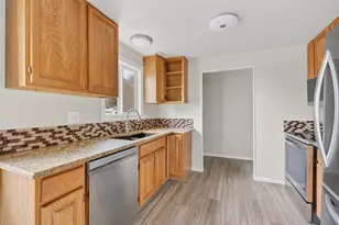 2639 NE Harvey, Bend, OR 97701 - Photo 3