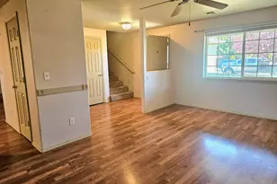 1343 SW 33rd St, Redmond, OR 97756 - Photo 3