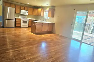 1343 SW 33rd St, Redmond, OR 97756 - Photo 9