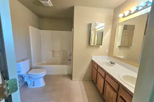 1343 SW 33rd St, Redmond, OR 97756 - Photo 11