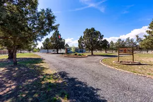 14204 SW Peninsula Dr, Terrebonne, OR 97760 - Photo 3