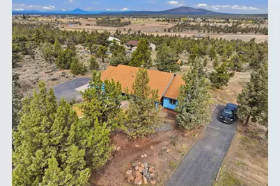 21130 Arid Avenue, Bend, OR 97703 - Photo 3