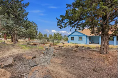 21130 Arid Avenue, Bend, OR 97703 - Photo 13