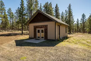 16611 Wilt Rd, Sisters, OR 97759 - Photo 49