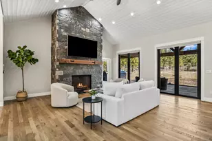 16611 Wilt Rd, Sisters, OR 97759 - Photo 11