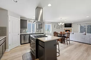 655 NW 26th St, Redmond, OR 97756 - Photo 11