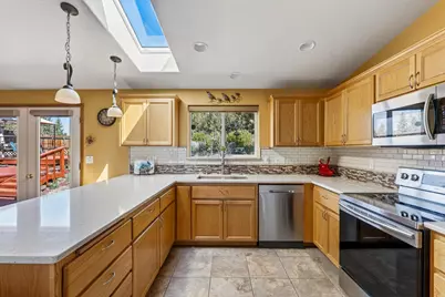 6563 NW Homestead Way, Redmond, OR 97756 - Photo 11