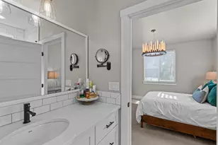 233 W Heising Dr, Sisters, OR 97759 - Photo 17