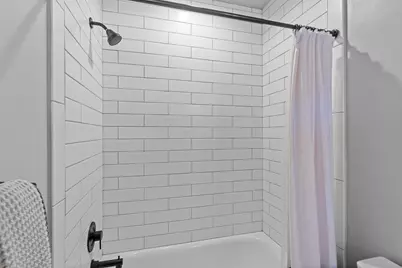 233 W Heising Drive, Sisters, OR 97759 - Photo 31