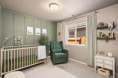 2552 NW Teak Avenue, Redmond, OR 97756 - Photo 13