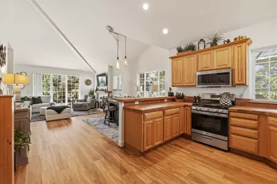 5024 Swallow Court, Klamath Falls, OR 97601 - Photo 5