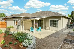 2025 Manchester Dr, Medford, OR 97501 - Photo 41