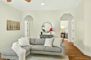 2025 Manchester Dr, Medford, OR 97501 - Photo 9