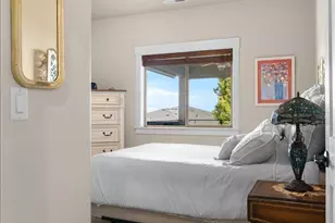 1835 Plateau Dr, Medford, OR 97504 - Photo 27