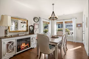 1835 Plateau Dr, Medford, OR 97504 - Photo 15