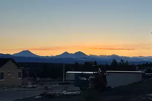 3855 SW Antelope Way, Redmond, OR 97756 - Photo 3